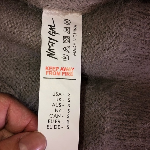 NWT NASTY GAL Mushroom Fluffy V-Neck Sweater Dress Size Small - Picture 8 of 9